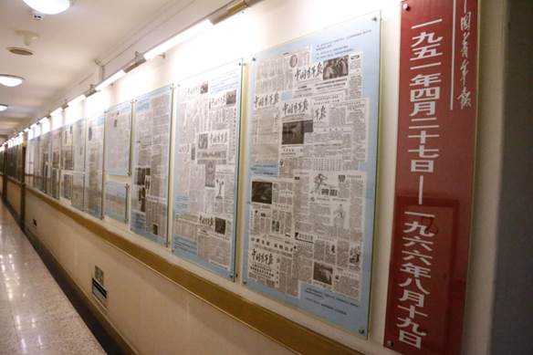 6报纸长廊